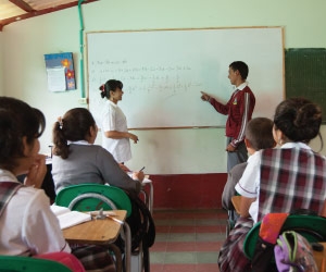 Docentes y Directivos Docentes interesados en ECDF 2016-2017