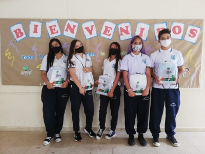 En Antioquia, estudiantes de Semestre Cero celebran el retorno a clases presenciales