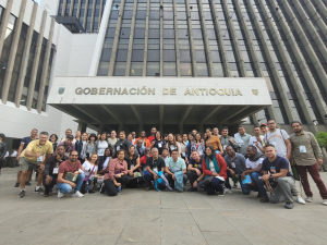 Estudiantes, maestros y maestras de los municipios no certificados de Antioquia participaron en inmersión en inglés en la ciudad de Medellín