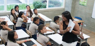 Antioquia recibe con beneplácito aumento salarial a maestros